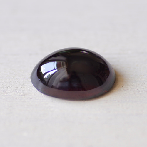 アルマンディン・ガーネット＊オーバル・カボション・カット＊12.71ct