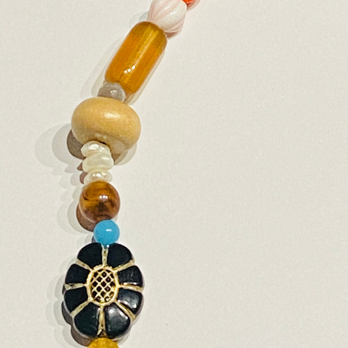 ワケありな逸品』世界各国vintageビーズネックレス⑩ blackフラワー 