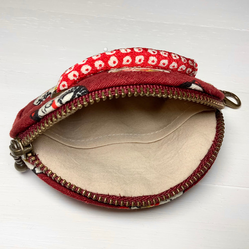 草履の形の小銭入れ／ミニポーチ☆和柄（福福まねき猫／赤） 小銭入れ