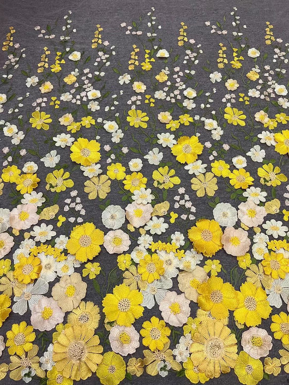 立体フラワー刺繍レース 大容量125cm*90cm イエローフラワー 3枚目の画像