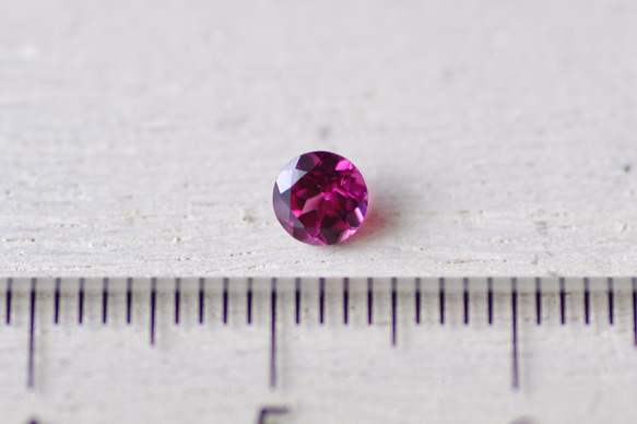 ロードライト・ガーネット＊ラウンド・カット＊0.33ct＊3.9mm＊GR-017 5枚目の画像