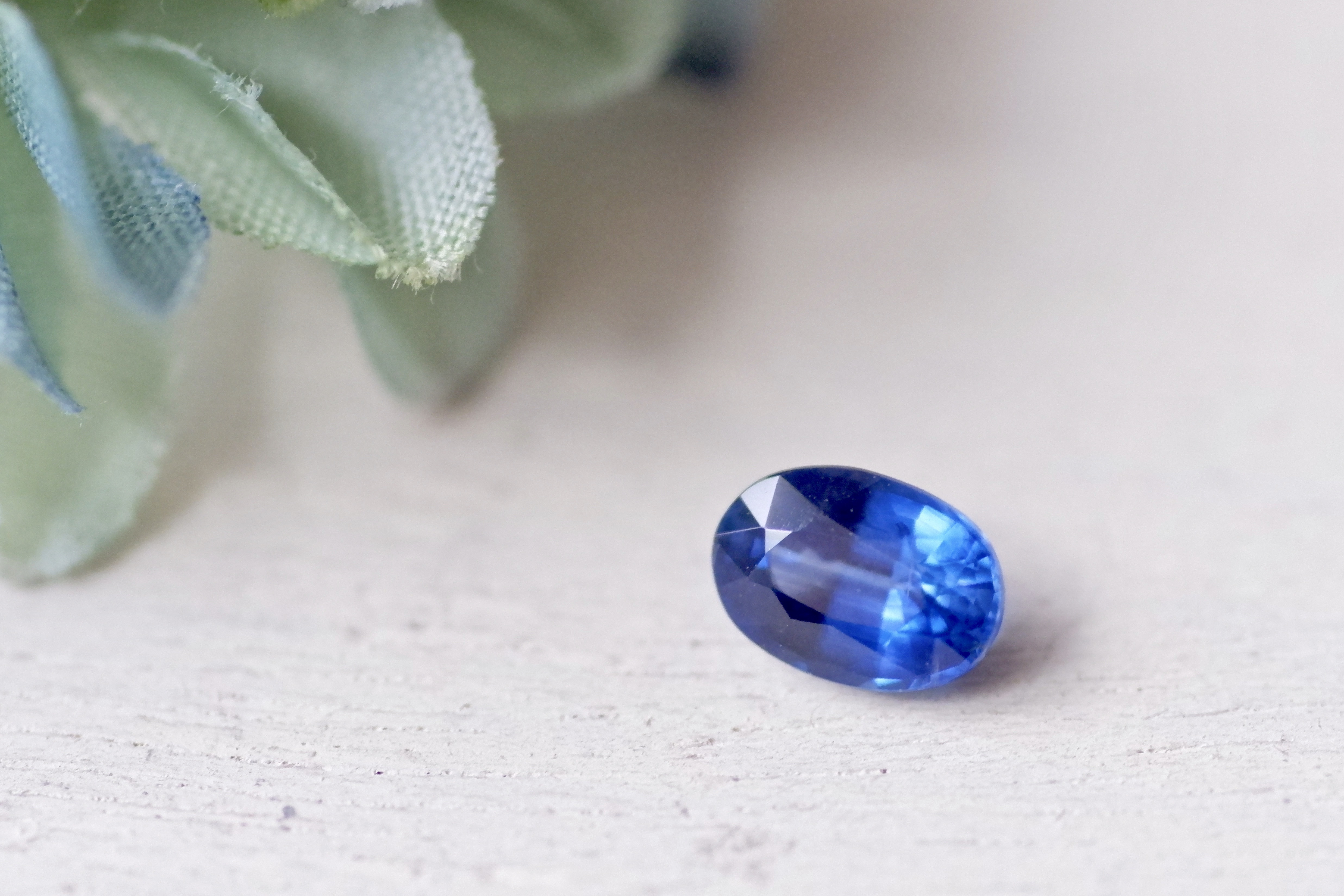 カイヤナイト＊オーバル・カット＊1.06ct＊7.1×5.0mm＊KY-005