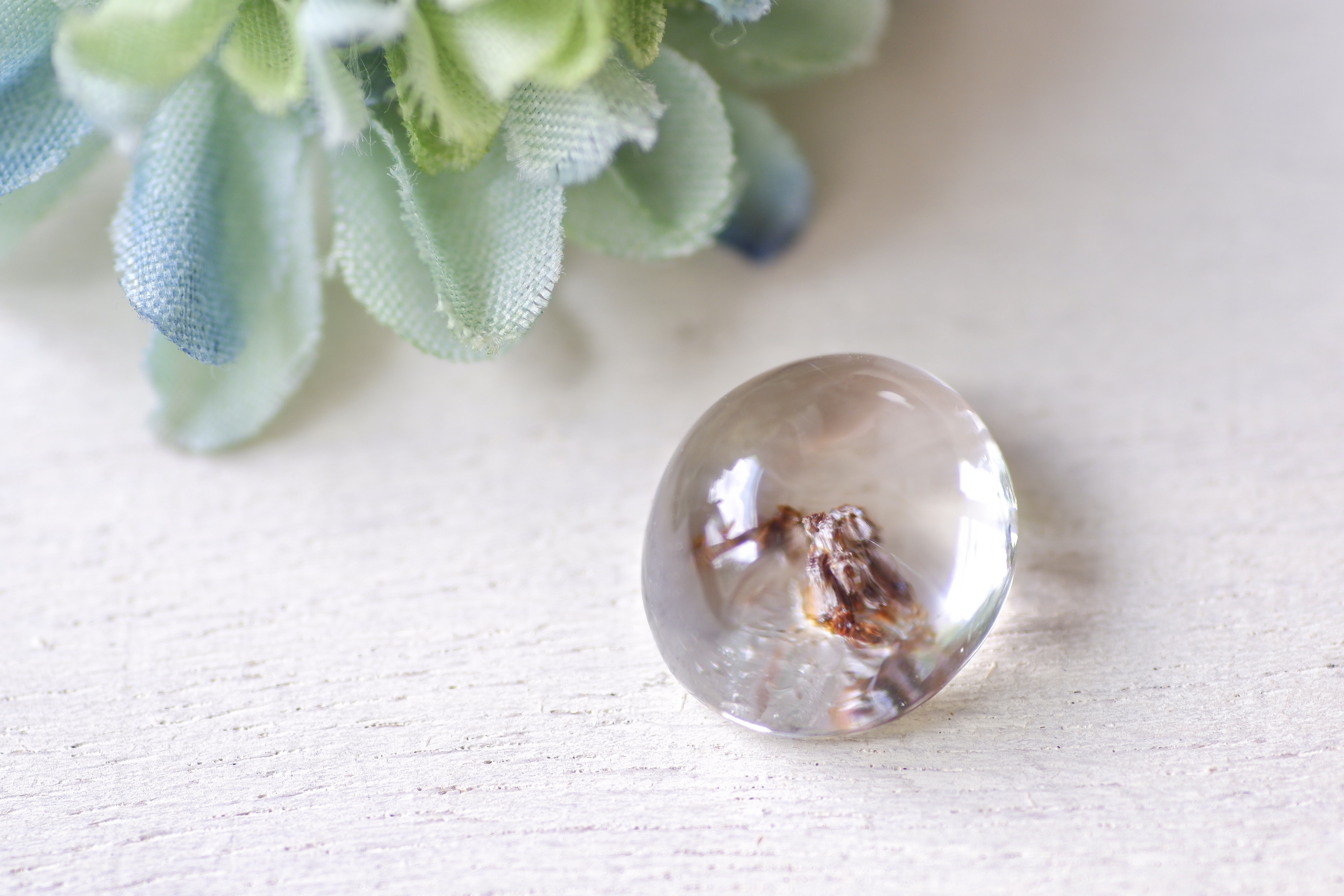 ガーデン・クォーツ＊オーバル・カボション・カット＊10.55ct＊14.0×12.4mm＊IQU-029