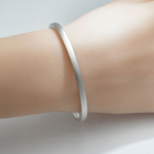 石なし両開きバングル X7W707（4週間発送） バングル・リスト