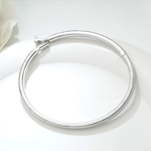 石なし両開きバングル X7W707（4週間発送） バングル・リストバンド