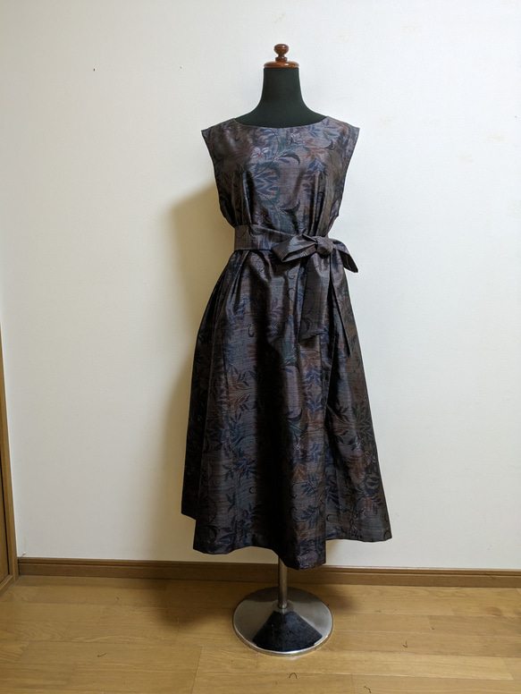 SOLD　着物リメイク　ワンピース　大島紬　M〜L 