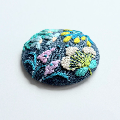 刺繍ブローチ【botanical】 ブローチ j.couture 通販 16507953｜Creema