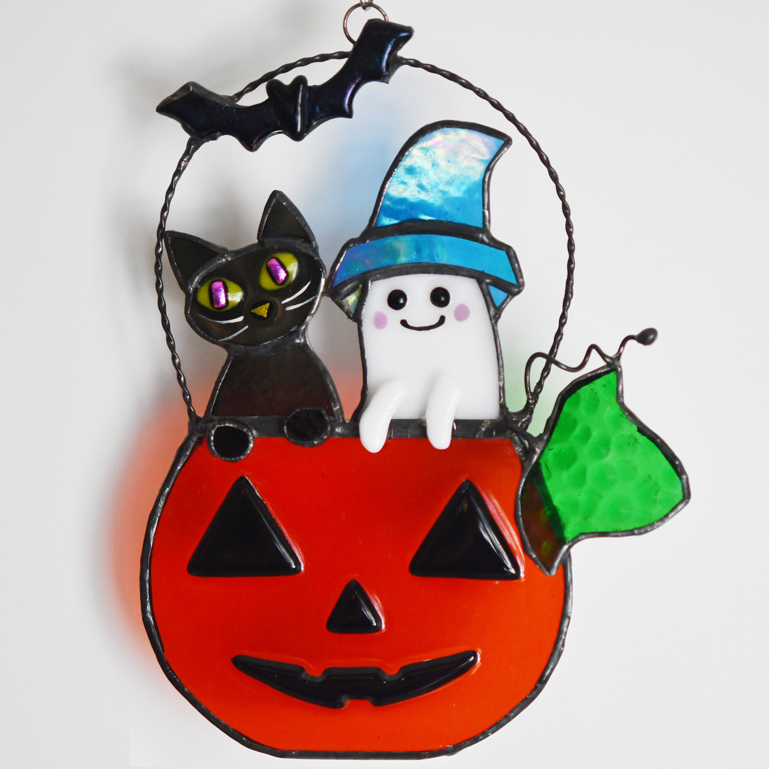 ハロウィンに　ステンドグラス　モビール(魔女、ガイコツ、黒猫)