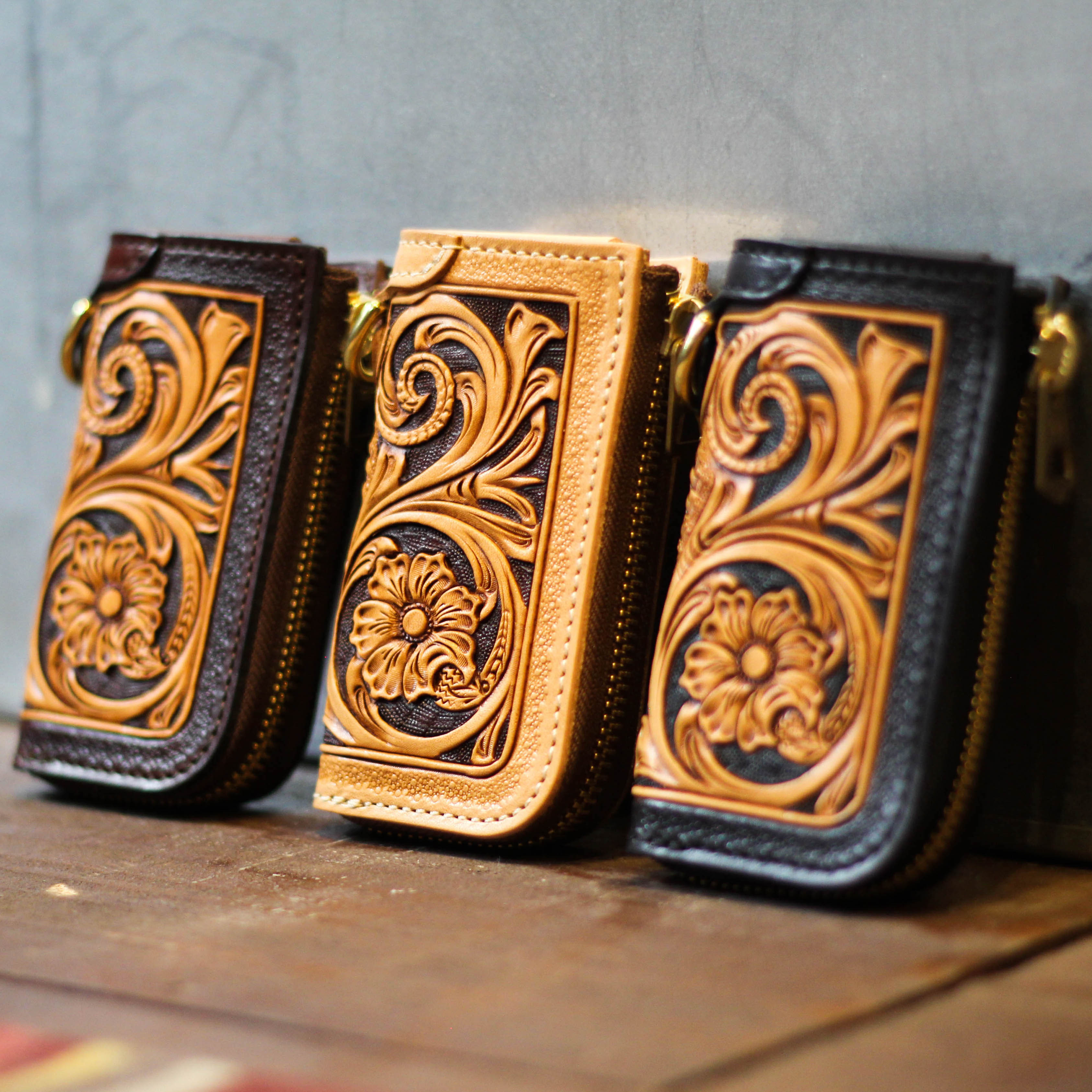 【受注生産】最高級本革スマートキー収納キーケース　ヌメ革　カービング　クラフト　名入れ可　スマートキーケース　キーケース