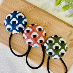 Chi☺︎       刺繍ヘアゴム おさかな刺繍ヘアゴム クロスステッチ | iichi 日々の暮らしを