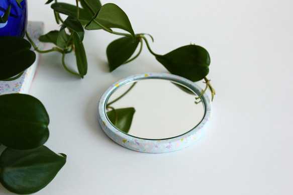 ジェスモナイトの小さなミラー（ライトブルー） 手鏡 Risa Azuma 通販