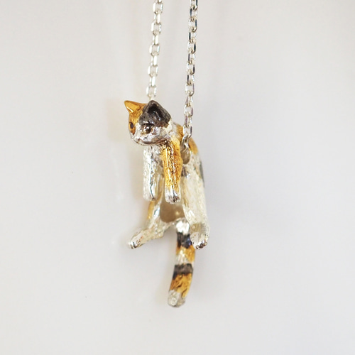 即発 フランス NACH ネックレス 三毛猫 動物 陶器 フリンジ Gold 脱力三毛猫ペンダント グリ Silver ネックレス・ペンダント