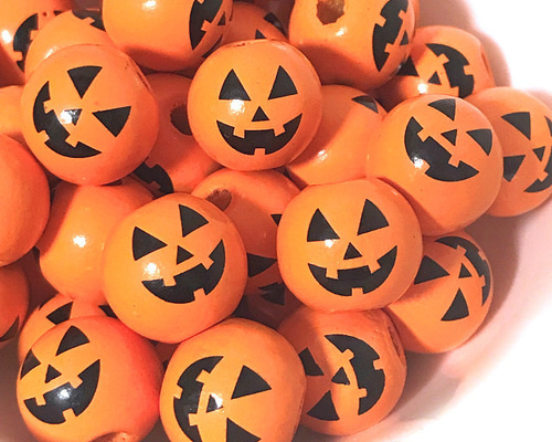 ☆34❤️ ハロウィン　パンプキン　カボチャ　星　染めビーズ　ピアス　イヤリング ☆34❤️ ハロウィン パンプキン カボチャ 星 染めビーズ ピアス