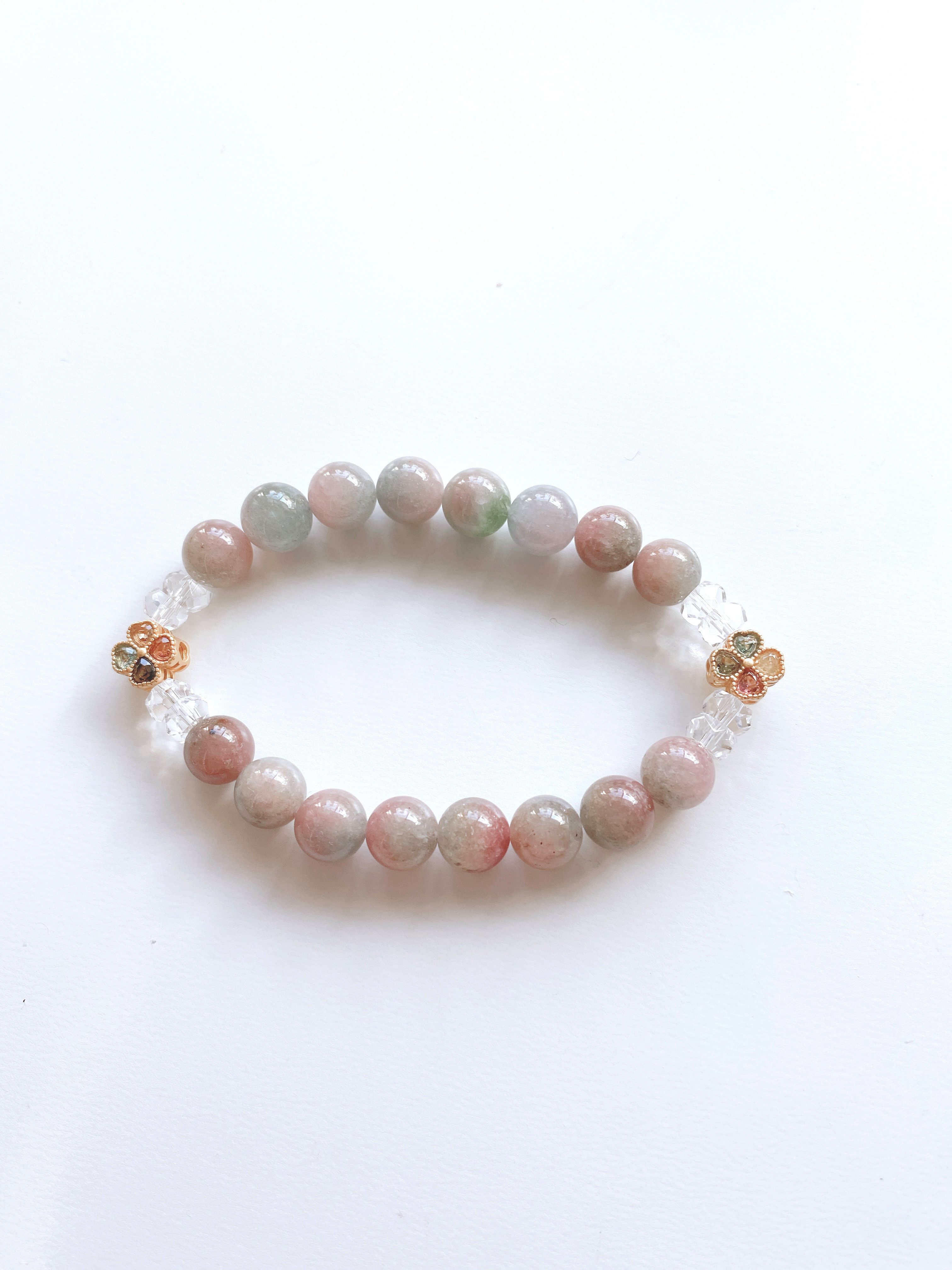 ガーデンクォーツねことお花とパールの天然石ブレスレット 素敵