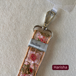 【持ちやすくて可愛いお手元】インド刺繍のスマホストラップ☆Harisha＆Aditi／ハンドストラップ・携帯ストラップ 5枚目の画像