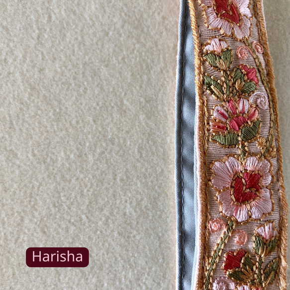 【持ちやすくて可愛いお手元】インド刺繍のスマホストラップ☆Harisha＆Aditi／ハンドストラップ・携帯ストラップ 6枚目の画像
