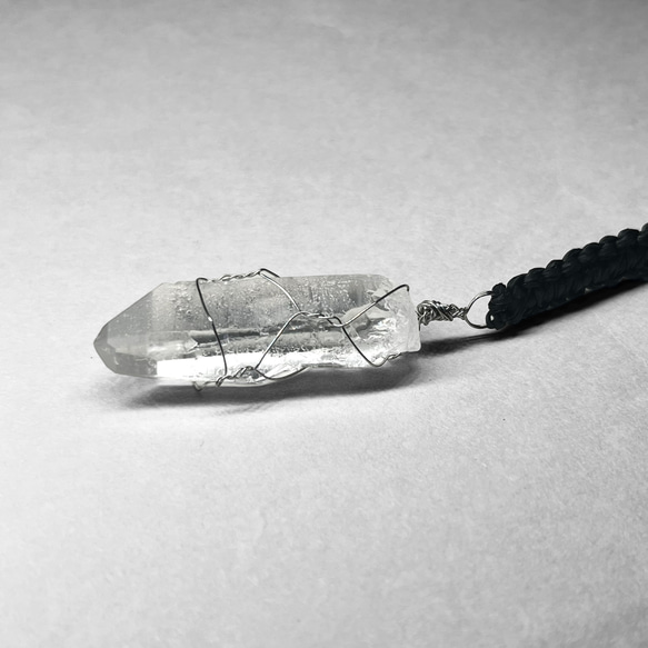 Japanese paper strap 14 / 和紙ストラップ：レムリアン産水晶＋ステンレス製ワイヤーラッピング 3枚目の画像