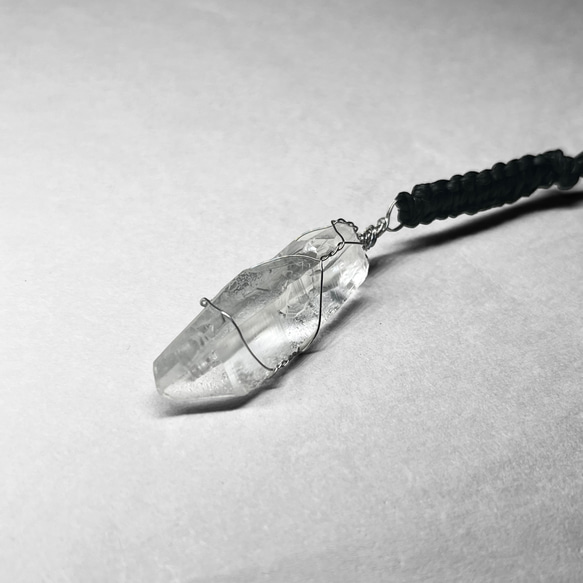 Japanese paper strap 14 / 和紙ストラップ：レムリアン産水晶＋ステンレス製ワイヤーラッピング 4枚目の画像