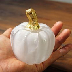 「大人のハロウィンパンプキン(ホワイト)」贈り物 テーブルコーディネート ハロウィーン 飾り 北欧 上品 カボチャ 4枚目の画像