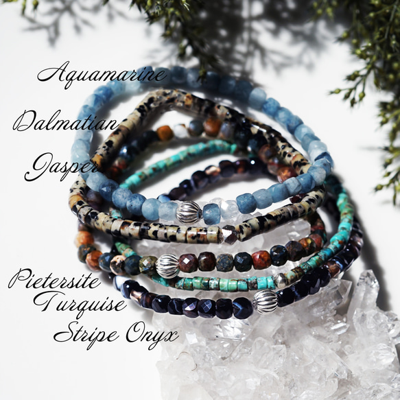 男女皆宜的深藍色海藍寶石串珠手鍊 - Adolfo 第12張的照片