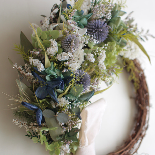 紫陽花と瑠璃玉あざみリース ルリタマアザミと紫陽花のハーフリース ドライフラワー amijus 通販
