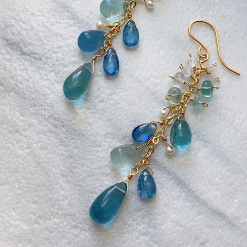 Kaya◆一点物✧マルチカラーストライプフローライトピアス✧14kgf 14kgf】天然石＊ラムネカラーフローライトのピアス(イヤリング)_