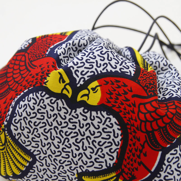 鳥模様の巾着ショルダー（アフリカ布）斜めがけ たすき掛け インナーバッグ 鳥 2枚目の画像