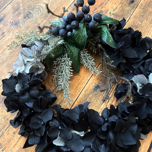 黒とグレーのリース/24cm リース Floral wish 通販 16510497｜Creema