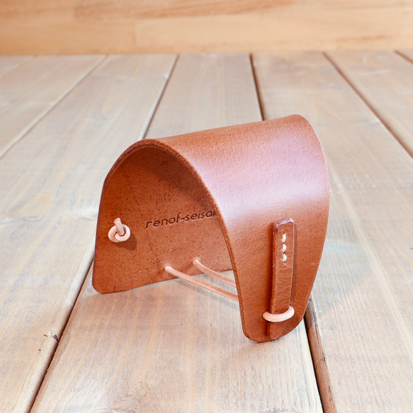 one sheet 名刺カードスタンド(縦長)　本革　イタリアンレザー　キャメル　50502 1枚目の画像