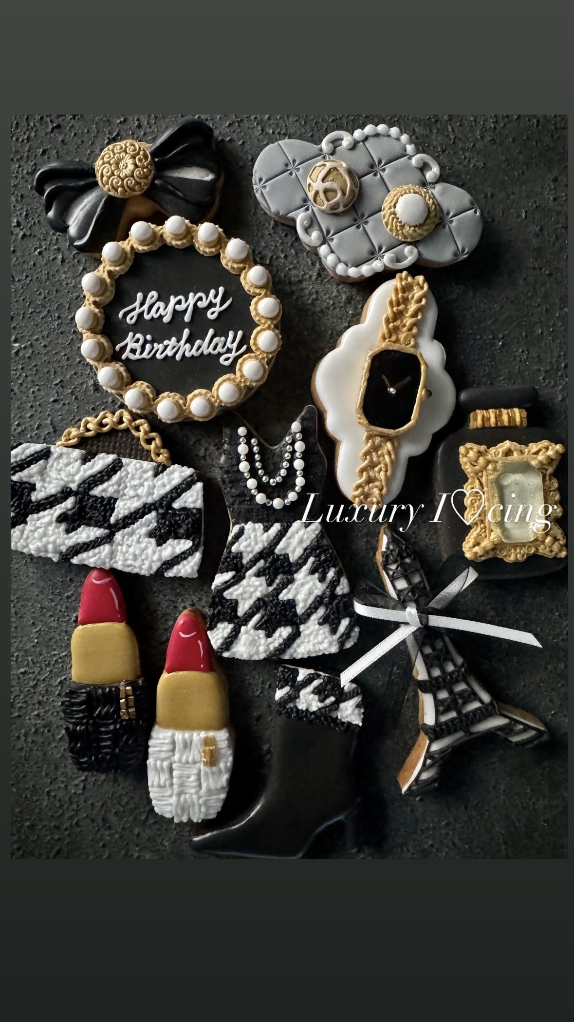 2/23頃製造、2/28〜3/1頃お届け ❤︎大人可愛い❤︎ラグジュアリーなアイシングクッキー8個または10個セット