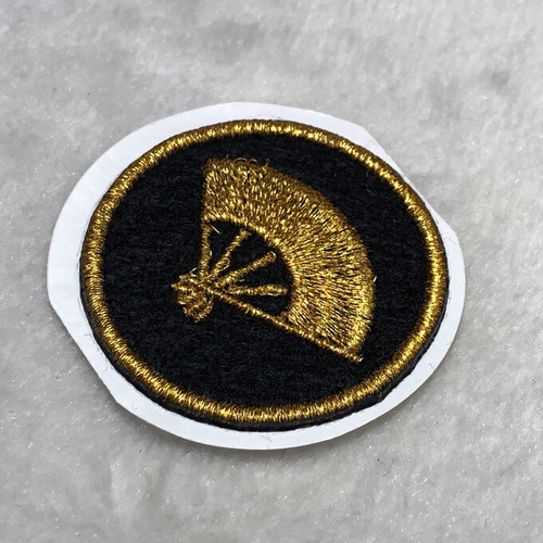 BURBERRYS 刺繍エンブレム ピンバッジ ワッペン 木製ボックス入り 希少 Burberrys バーバリー エンブレム ワッペン ピンバッチ