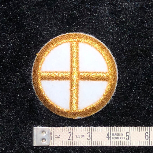 ☆刺繍缶バッジ 家紋☆ 島津家（丸に十文字） 白×金 ピンバッチ studio