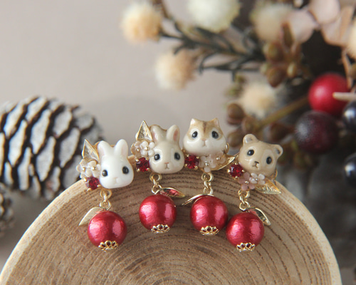 ☆Xmasとリボン猫ちゃんピアス☆B ☆Xmasとリボン猫ちゃんピアス