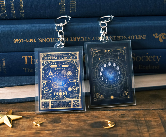 月の満ち欠けと天体モチーフのアクリルキーホルダー その他