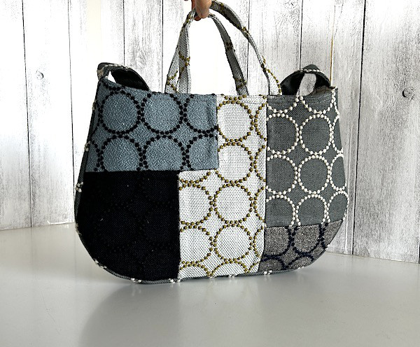 ミナペルホネン＊タンバリントート✂️ハンドメイド 8/25まで ミナペルホネン＊タンバリントート✂️ハンドメイド 8/25まで