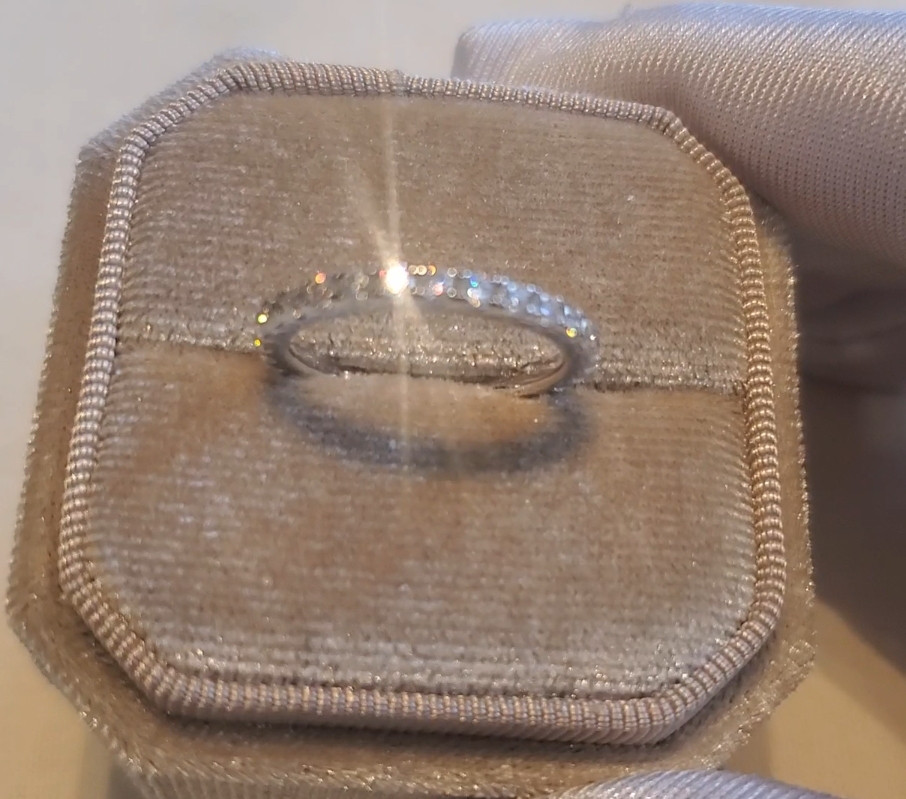 期間限定価格　モアッサナイト　フルエタニティ　リング