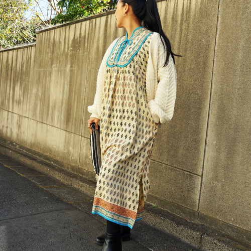 ☆SALE【即納可】インドレーヨンプリント・キルトヨークワンピ