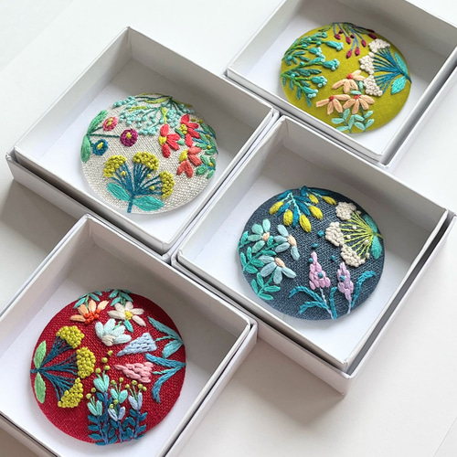 刺繍ブローチ　専用商品 刺繍キット〉桜の刺繍ブローチ -丸- | iichi 日々の暮らしを