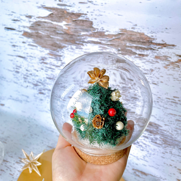 スノードーム風クリスマスツリー　/プリザーブドフラワー/クリスマス/インテリア 2枚目の画像