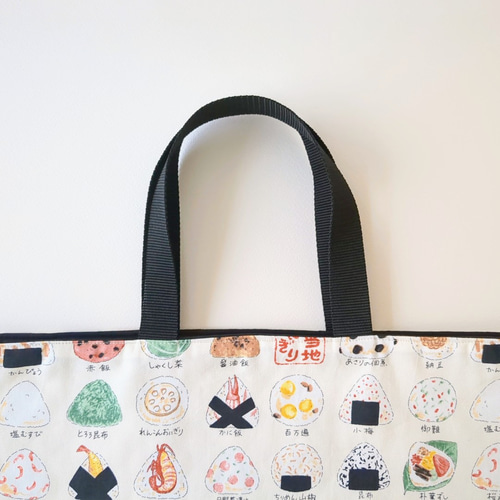 ヒスミニ ショルダーバッグ ヒステリックミニ 9月5日ローソン限定『HYSTERIC MINI SHOULDER BAG BOOK』を発売