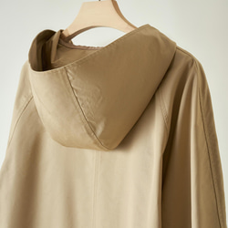 羽織るだけで雰囲気格上げ　フード付きアウター　ロングコート　濃いベージュ　230911-1 8枚目の画像