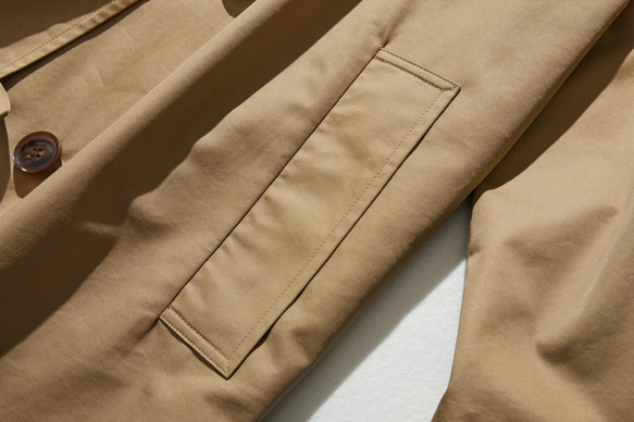 羽織るだけで雰囲気格上げ　フード付きアウター　ロングコート  淡い茶色　230911-2 6枚目の画像