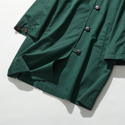 羽織るだけで雰囲気格上げ　フード付きアウター　ロングコート　暗い青みのある緑色　230911-3 3枚目の画像