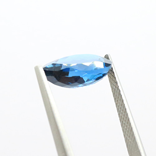 AG-L-325 天然石 ルース 素材ロンドン ブルー トパーズ 約6ct