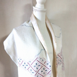 着物リメイク　ショール　総絞り　裏付き　フリンジ付き　シルク　結婚式　オフＷ　　　 2枚目の画像