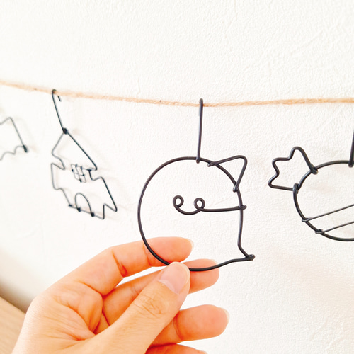 ちーちゃん「ハロウィンリース」「キッチン飾り」ワイヤークラフト ちーちゃん様専用「ハロウィンリース」「キッチン飾り」ワイヤークラフト