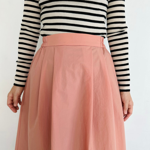 ナイロンタフタフレアミディスカート（サーモンピンク）【イージーケア