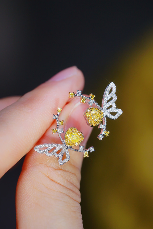 K18WG ダイヤモンドピアス蝶々