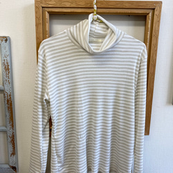 秋季新款❗️成人肋排❤️條紋圖案羅紋高領上衣米色白色（尺寸L） 第9張的照片