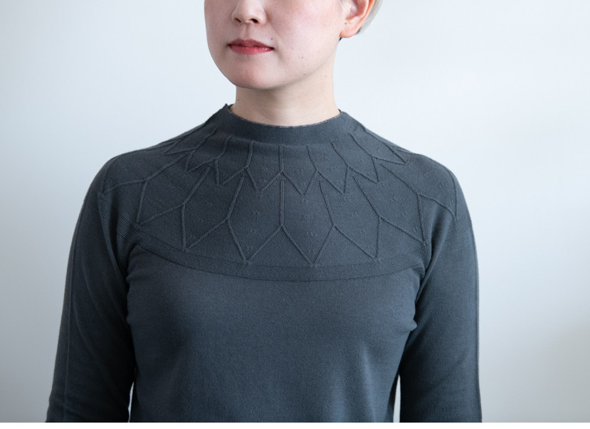 榊染め Organic Cotton 織柄ニットプルオーバー【無縫製】